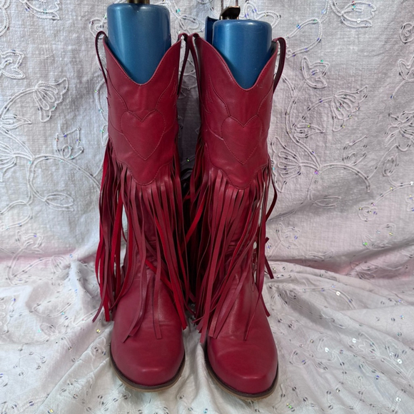 Women's Red Fringe Western Boots - Picture 5 of 7